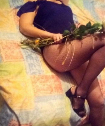 Встреться со мной и ты оценишь мою магию! 💫 Я живу в Москве, словно горячий огонь, который готов расплавиться в океане удовольствия. Мои услуги могут удовлетворить самые сокровенные фантазии. Я нежная, страстная и похотливая, всегда готова подарить тебе незабываемые мгновения. ✨У меня есть несколько свежих фото, чтобы ты мог увидеть мою красоту. Читай мои отзывы и поймешь, что я лучшая в своем деле. Давай согреем друг друга в холодной Москве? ❄️ Не упускай возможность - позвони мне прямо сейчас. Жду тебя! 💋 13677, 25 лет